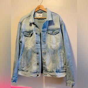 Men’s denim jacket, size M
